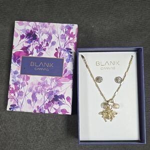 BLANK CANVAS BUMBLE BEE GOLD TONE NECKLACE AND EARRING SET - NEW IN BOX